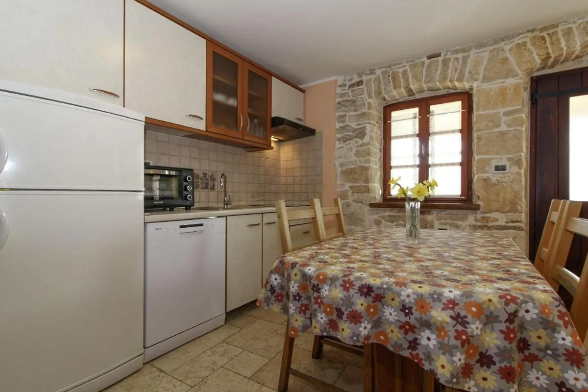 Дом отдыха Вилла Berta In Sveti Petar U Sumi - Haus Fuer 4-5 Personen Хорватия